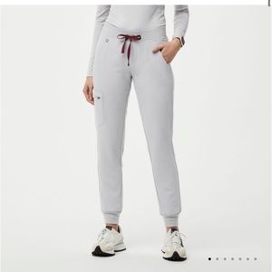 NWT Zamora 2.0 Jogger Tall